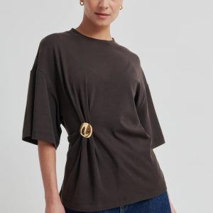 Enora Brooch Tee